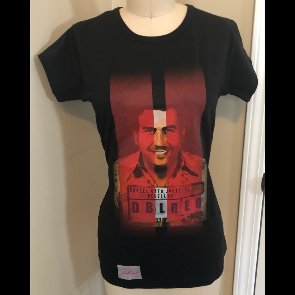 3/$30 Double Red Brand Pablo Escobar Tee size L